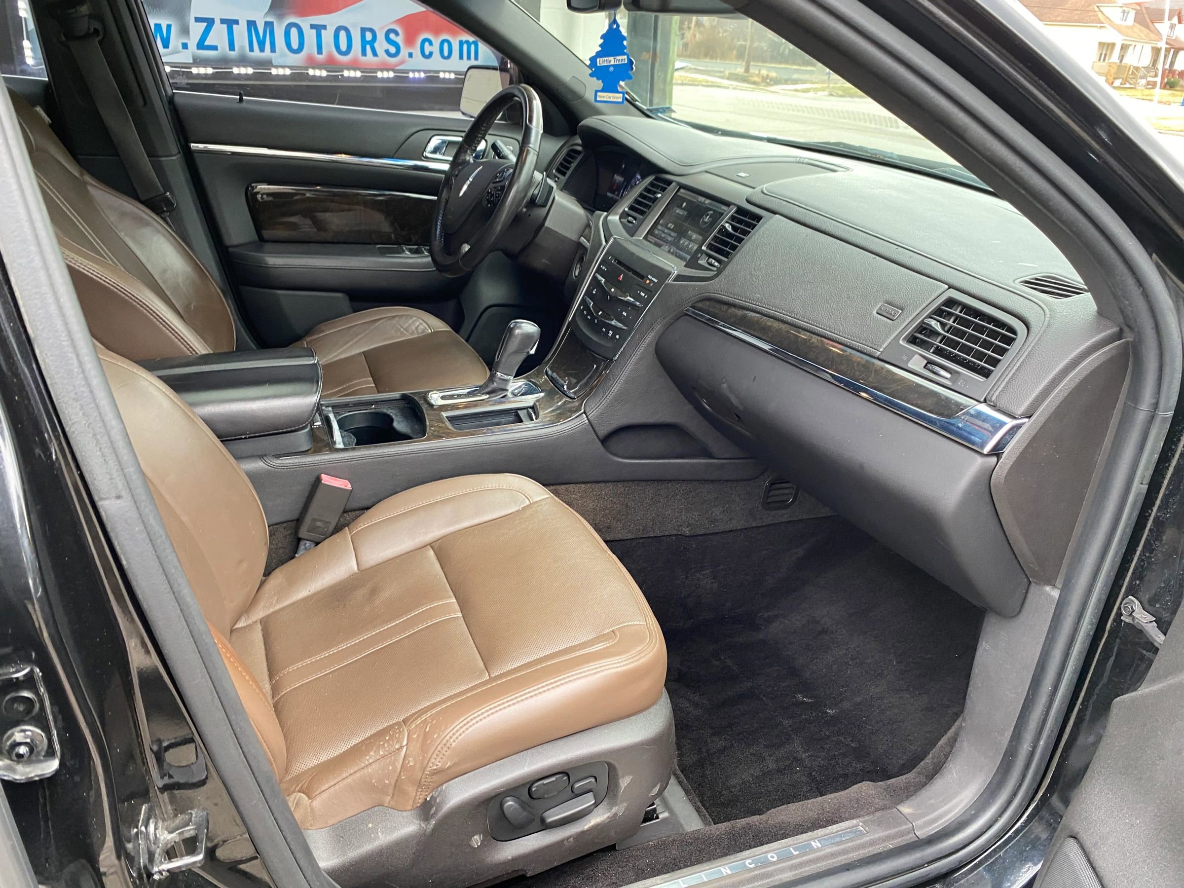 Used 2015 Lincoln MKS AWD w/ Equipment Group 101A image 12