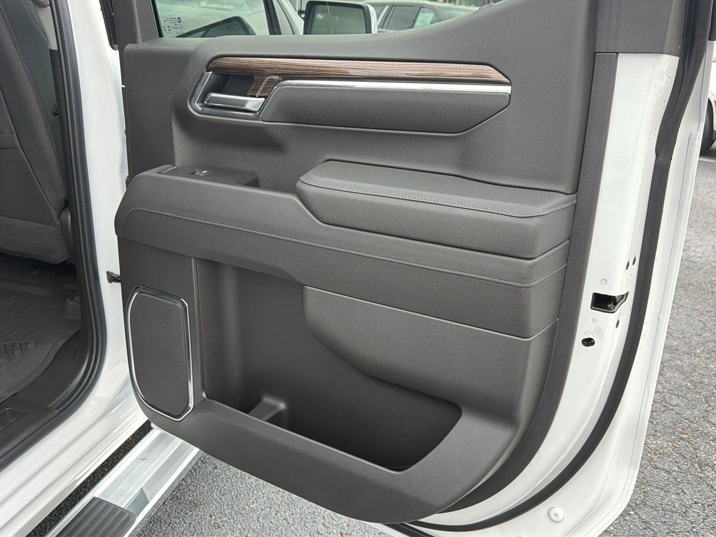 New 2026 Chevrolet Silverado 1500 LT AWD/4WD image 15
