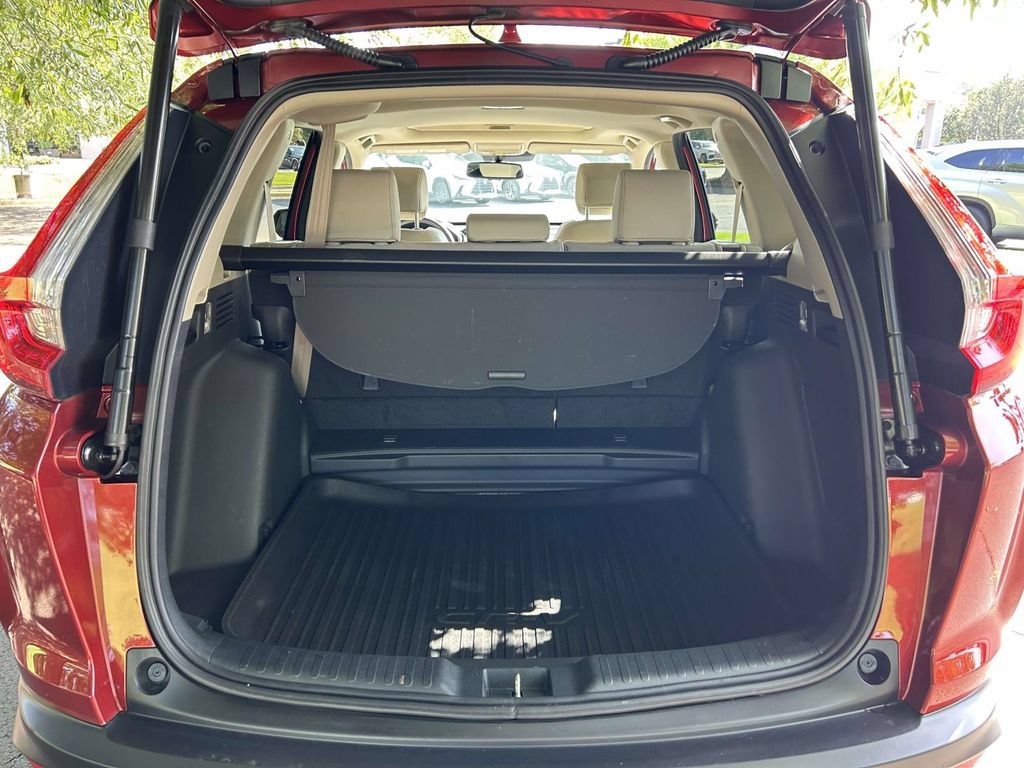 Used 2018 Honda CR-V Touring image 8