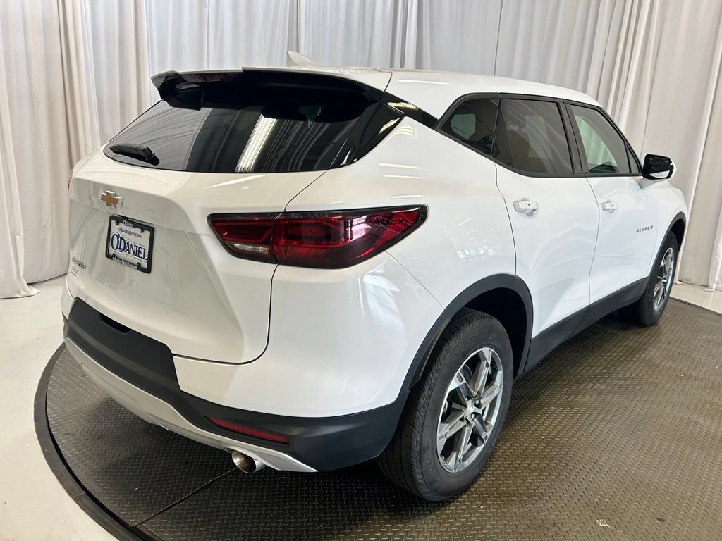 Used 2025 Chevrolet Blazer LT FWD image 30