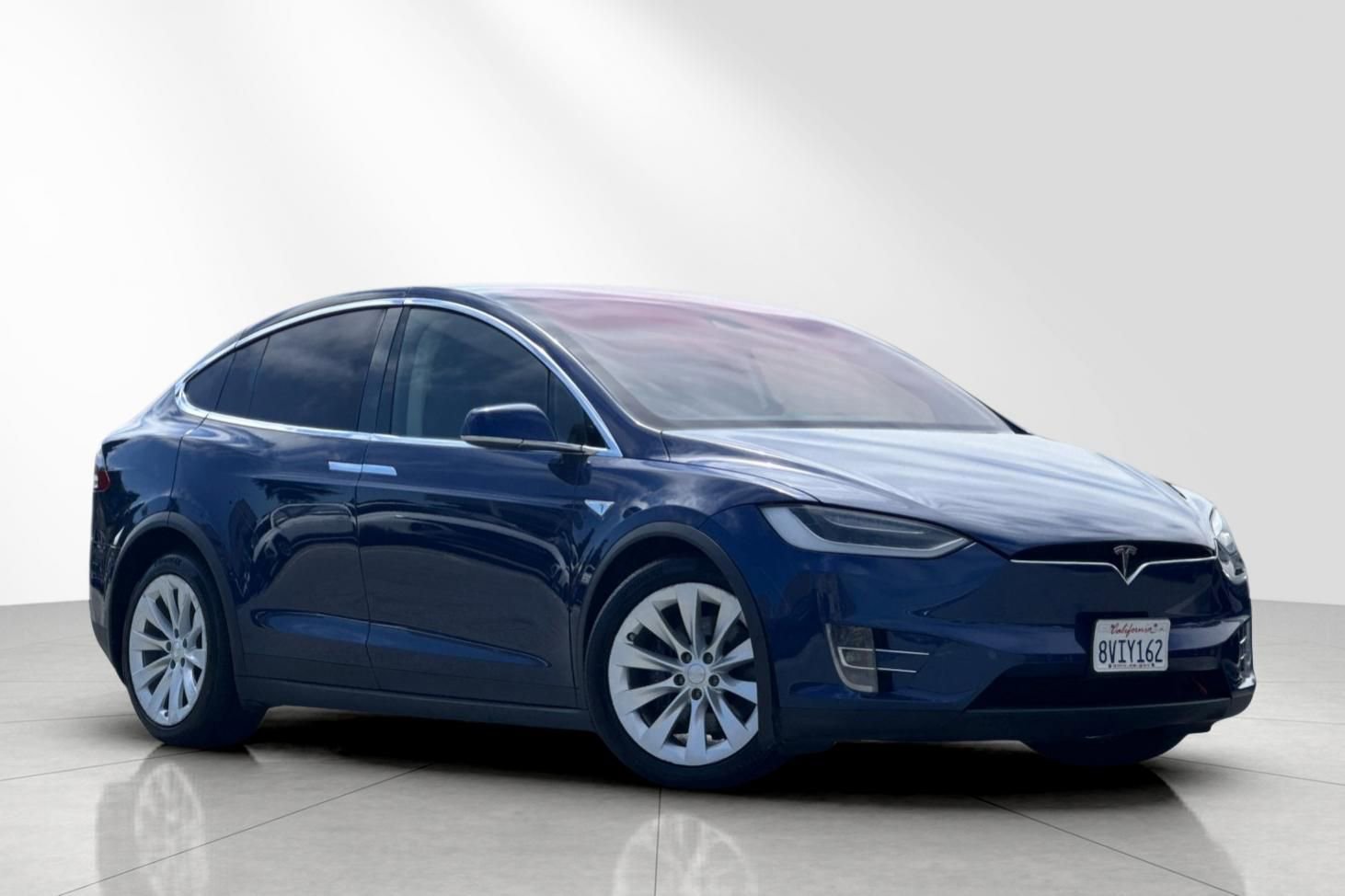 Used 2016 Tesla Model X 90D AWD/4WD image 2