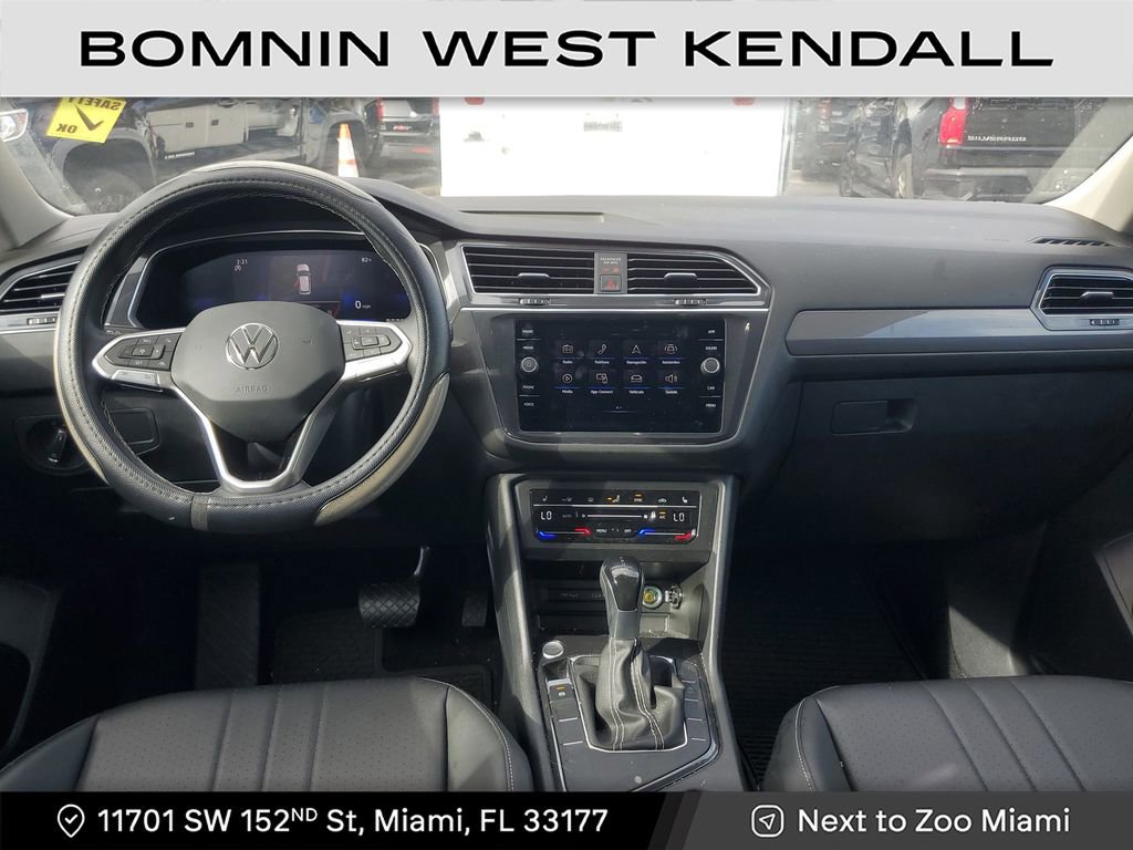 Used 2023 Volkswagen Tiguan SE image 13