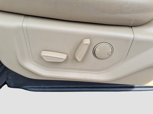 Used 2020 Ford F150 Lariat image 23