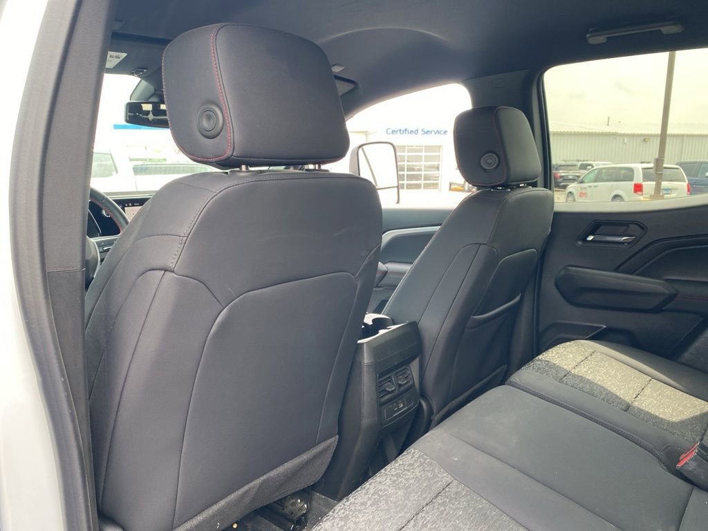 Used 2024 Chevrolet Colorado Z71 w/ Z71 Convenience Package 2 image 21