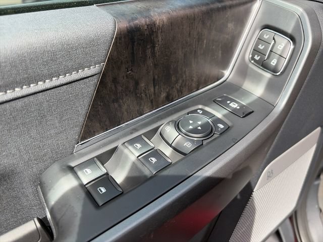 New 2027 Ford F350 Lariat w/ Black Appearance Package AWD/4WD image 18