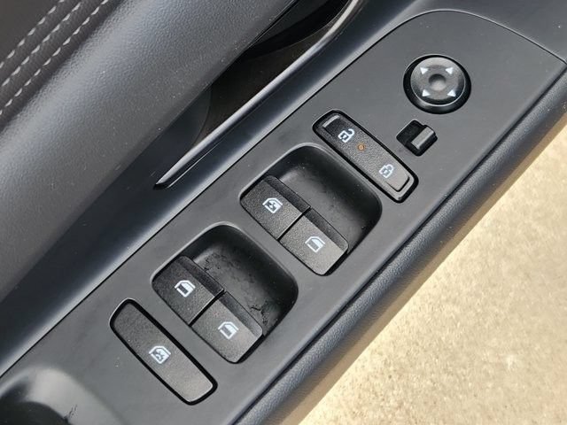 Used 2026 Hyundai Elantra Sport FWD image 21
