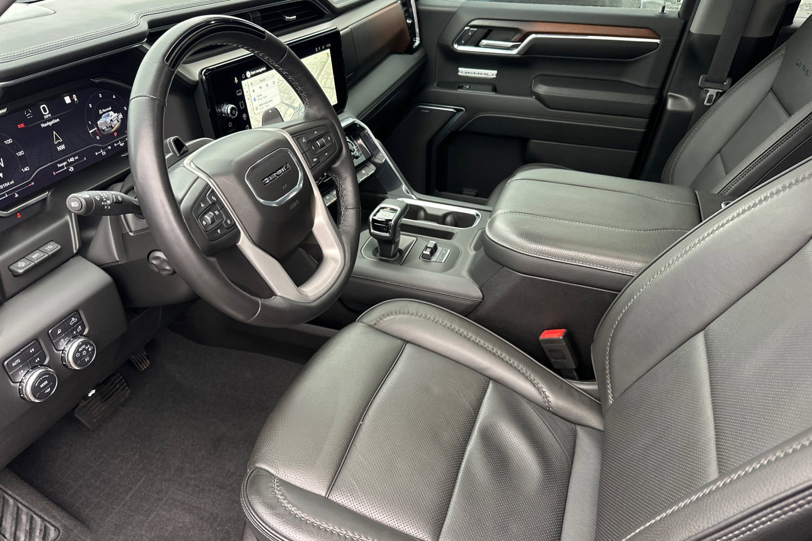 Used 2024 GMC Sierra 1500 Denali image 10