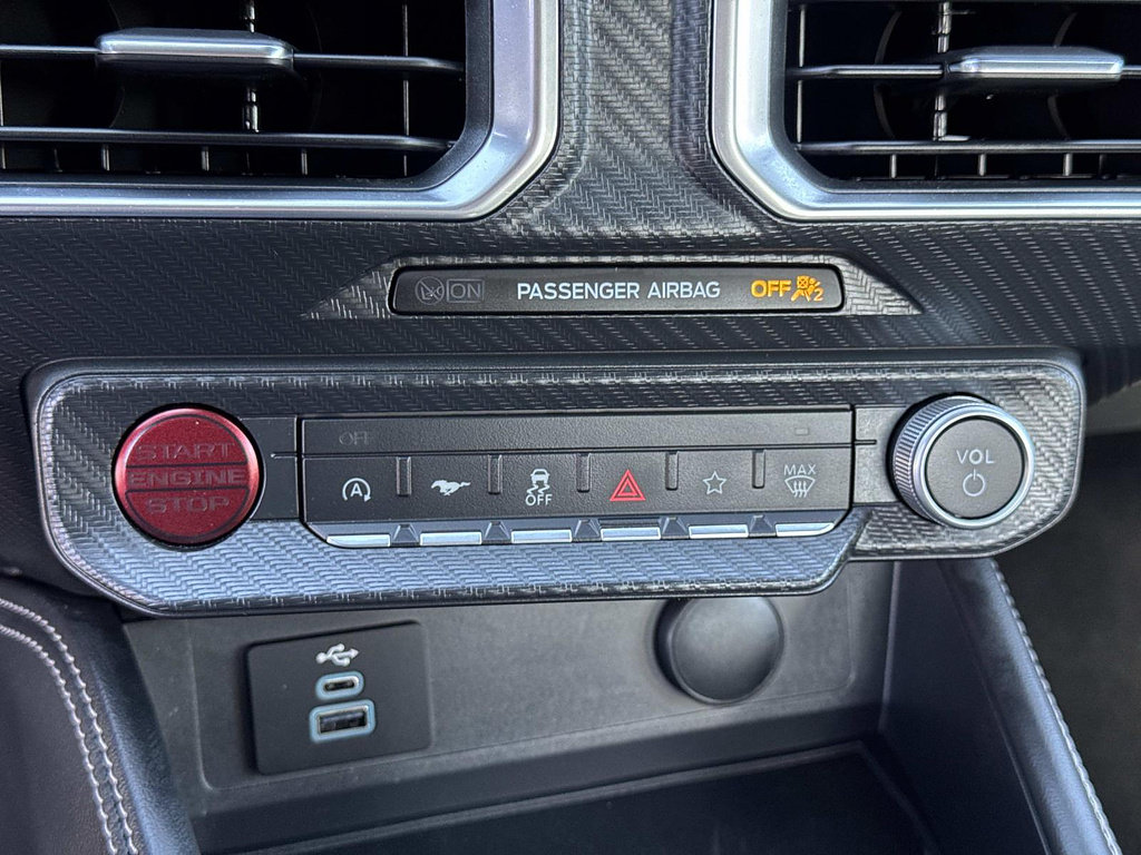 Used 2025 Ford Mustang GT Premium RWD image 17