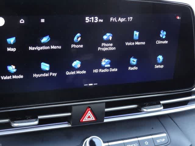 Used 2025 Hyundai Elantra SEL FWD image 24