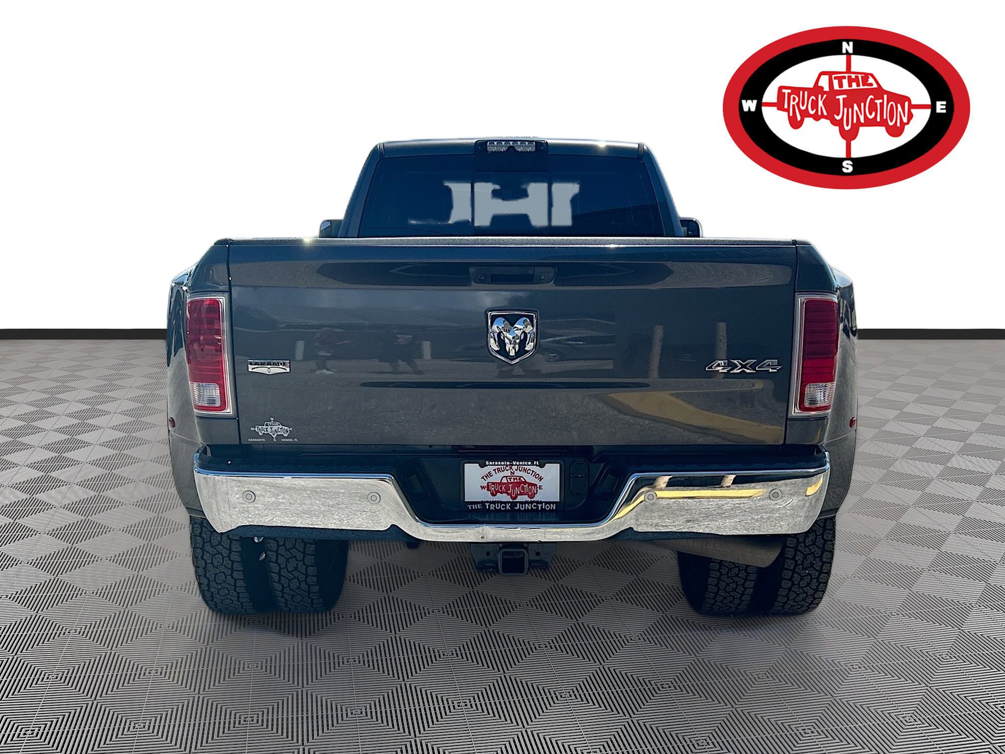 Used 2018 RAM 3500 Laramie AWD/4WD image 6