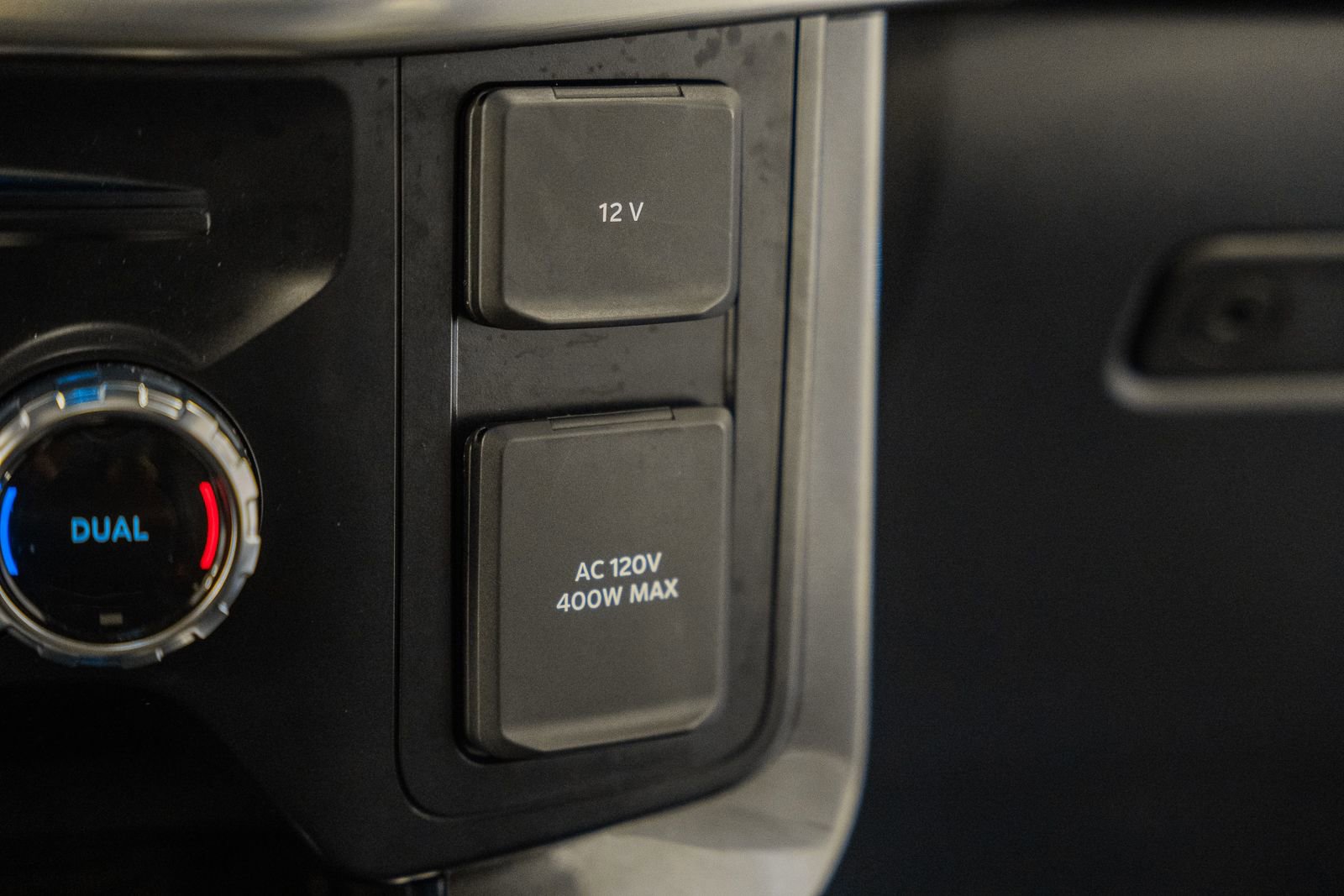 Certified 2023 Ford F150 Lariat w/ Equipment Group 502A High image 31