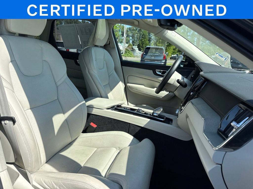Certified 2024 Volvo XC60 T8 Ultimate w/ Protection Package Premier AWD/4WD image 21