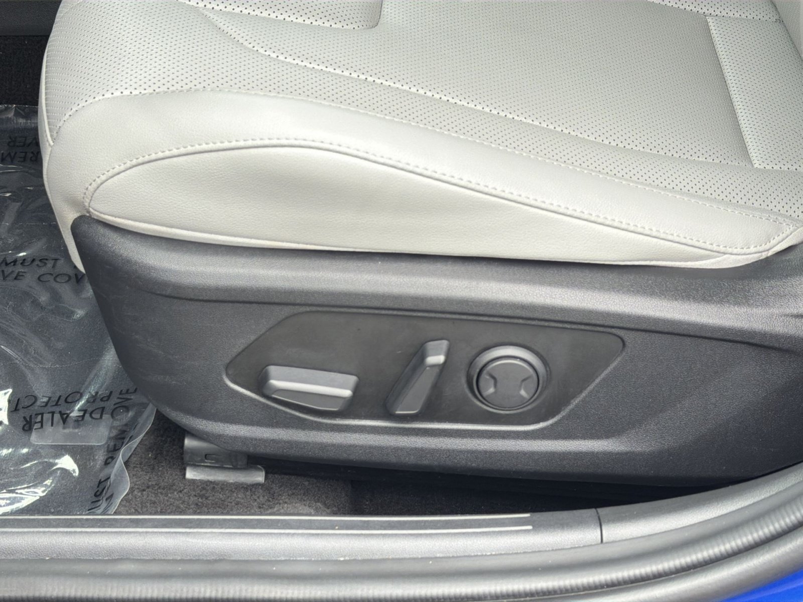 Certified 2024 Hyundai Elantra Limited FWD image 14