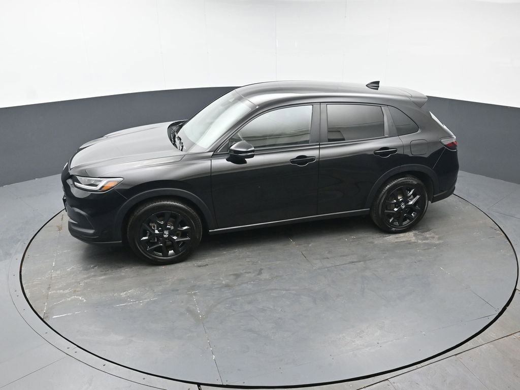 Used 2025 Honda HR-V Sport image 37