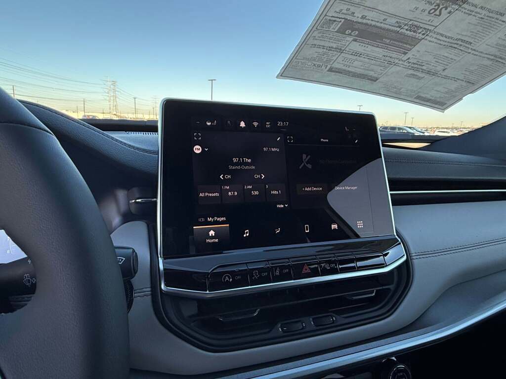 New 2026 Jeep Compass Limited image 30