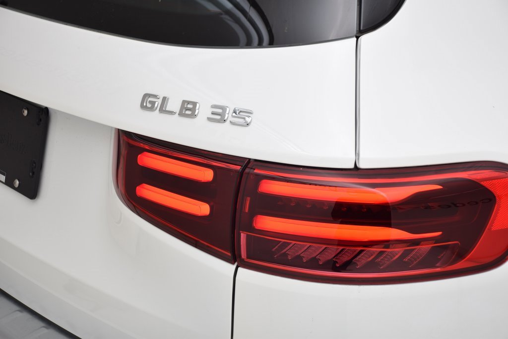 New 2025 Mercedes-Benz GLB 35 AMG 4MATIC image 13