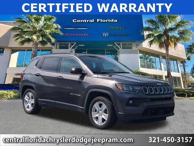 Certified 2022 Jeep Compass Latitude FWD image 1