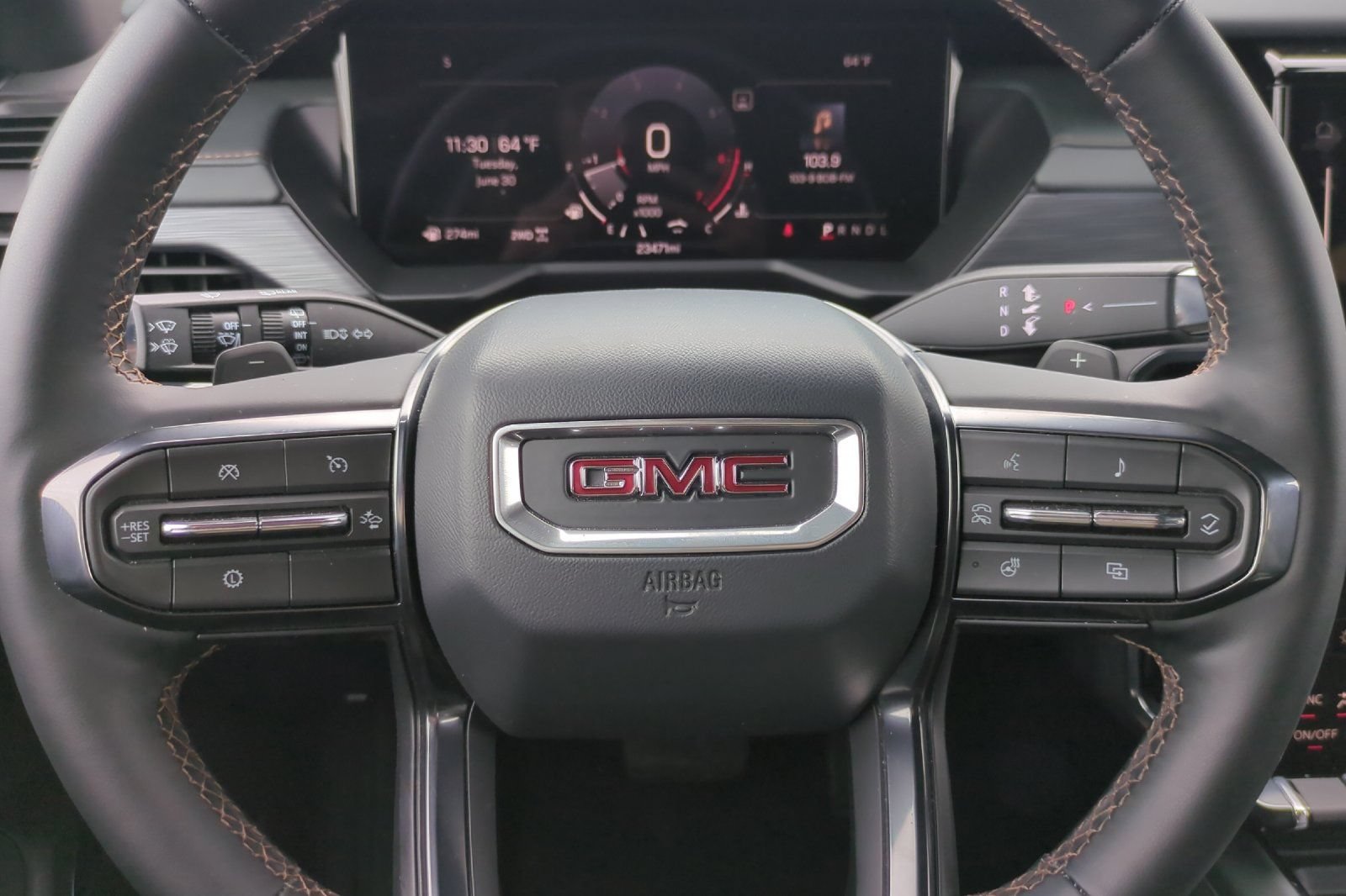 Used 2025 GMC Acadia AT4 w/ Luxury Package AWD/4WD image 34