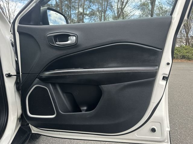 Used 2021 Jeep Compass Sport image 30