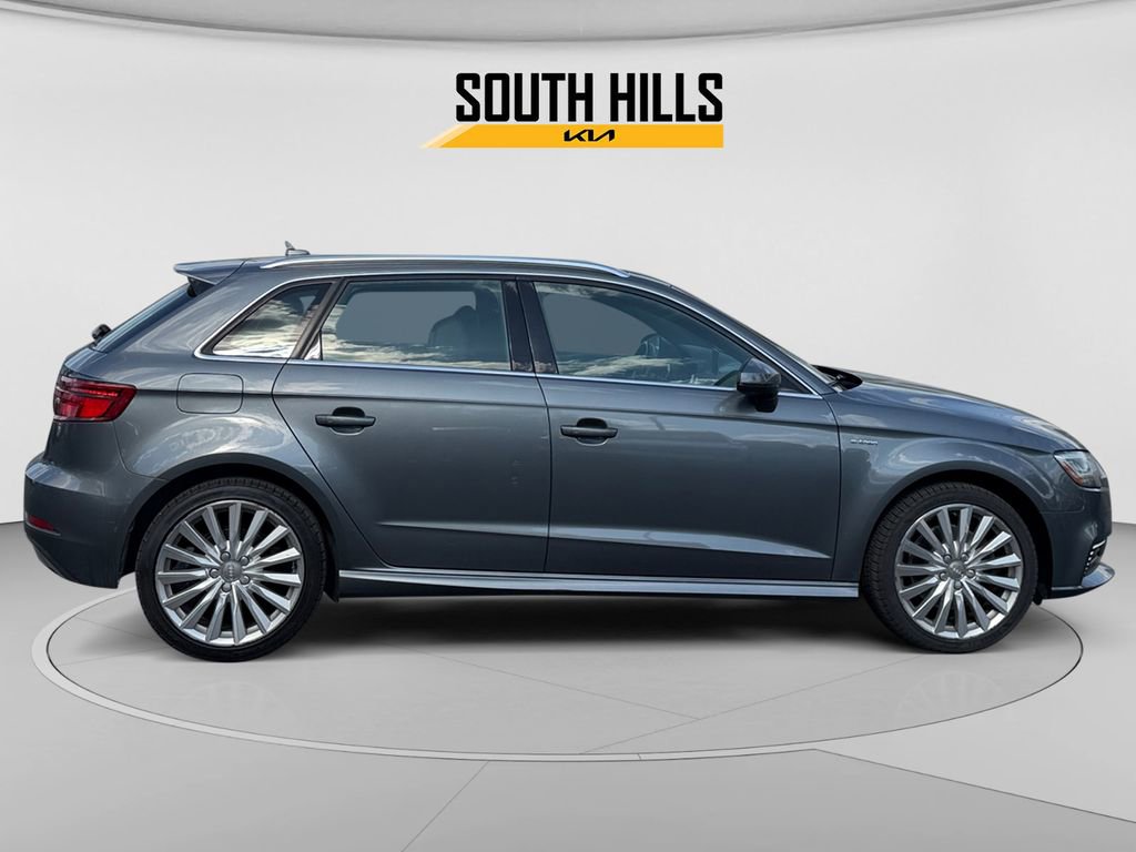 Used 2017 Audi A3 e-tron Premium Plus w/ Technology Package FWD image 6
