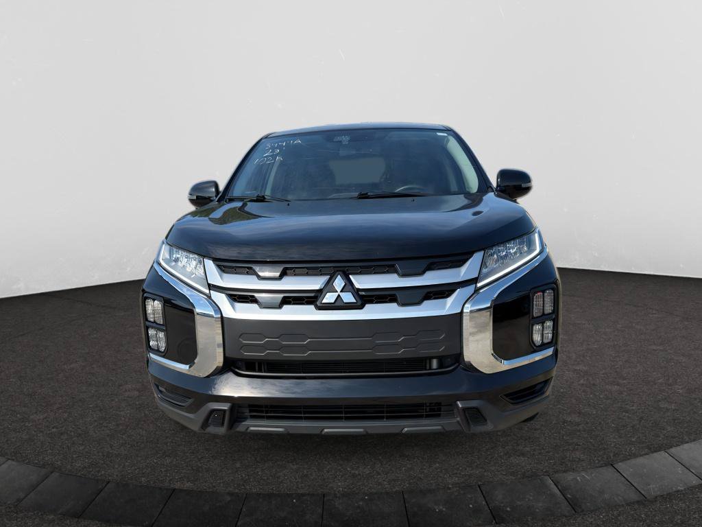 Used 2023 Mitsubishi Outlander Sport SE AWD/4WD image 2