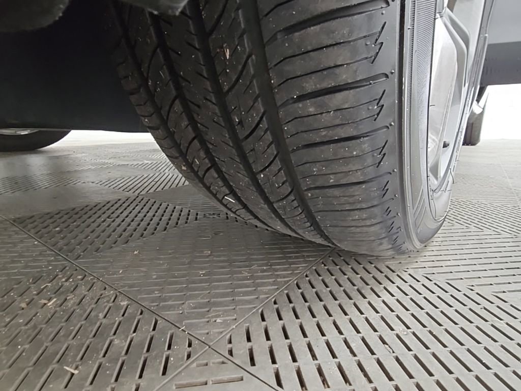 Used 2023 Honda Accord EX-L image 45