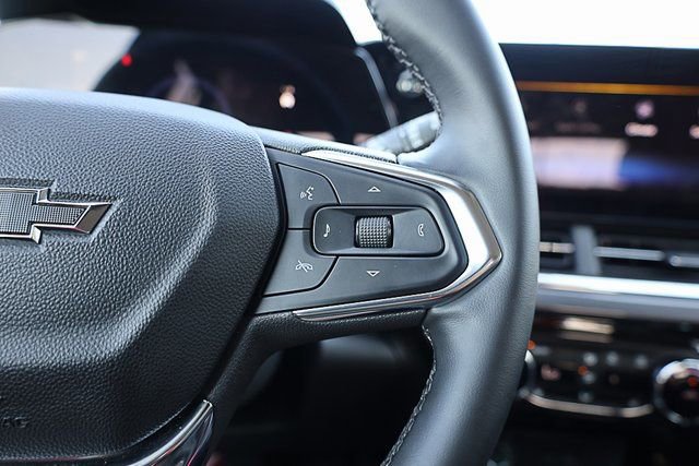 Used 2025 Chevrolet Trax ACTIV image 37