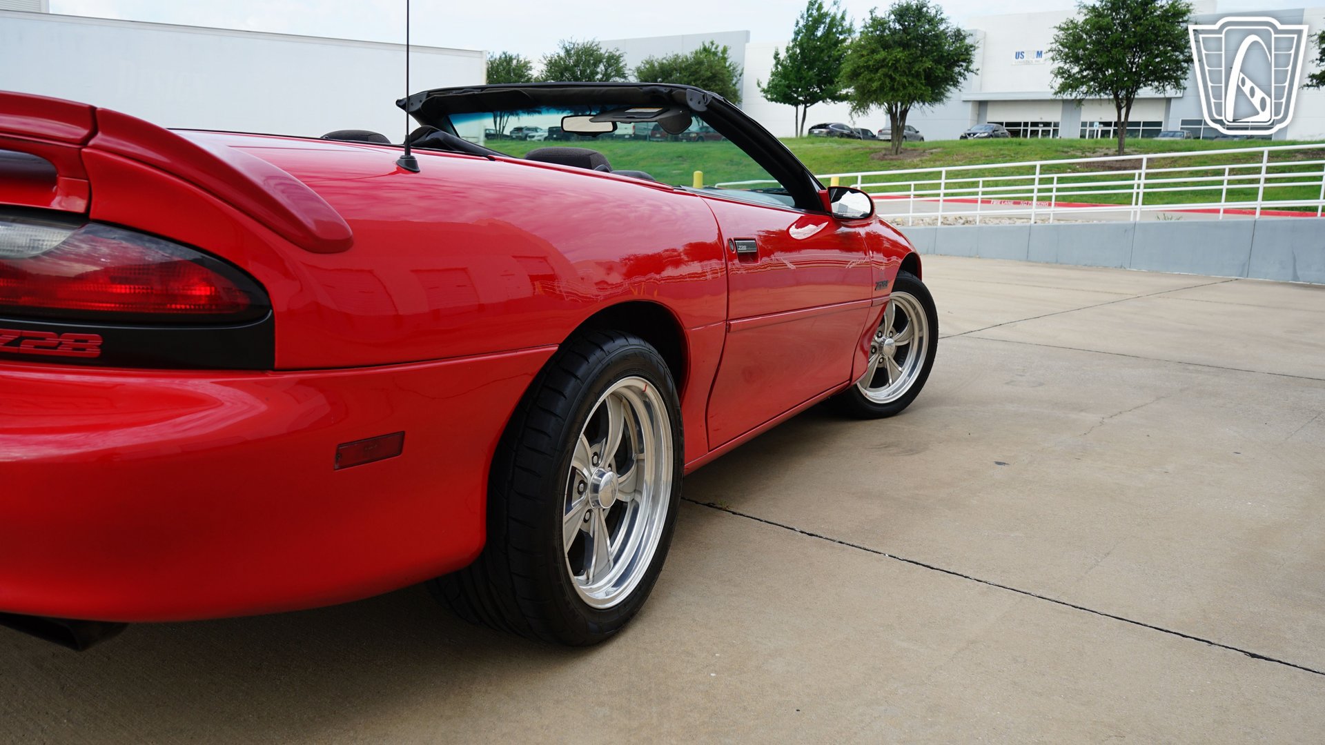 Used 1995 Chevrolet Camaro Z28 RWD image 31