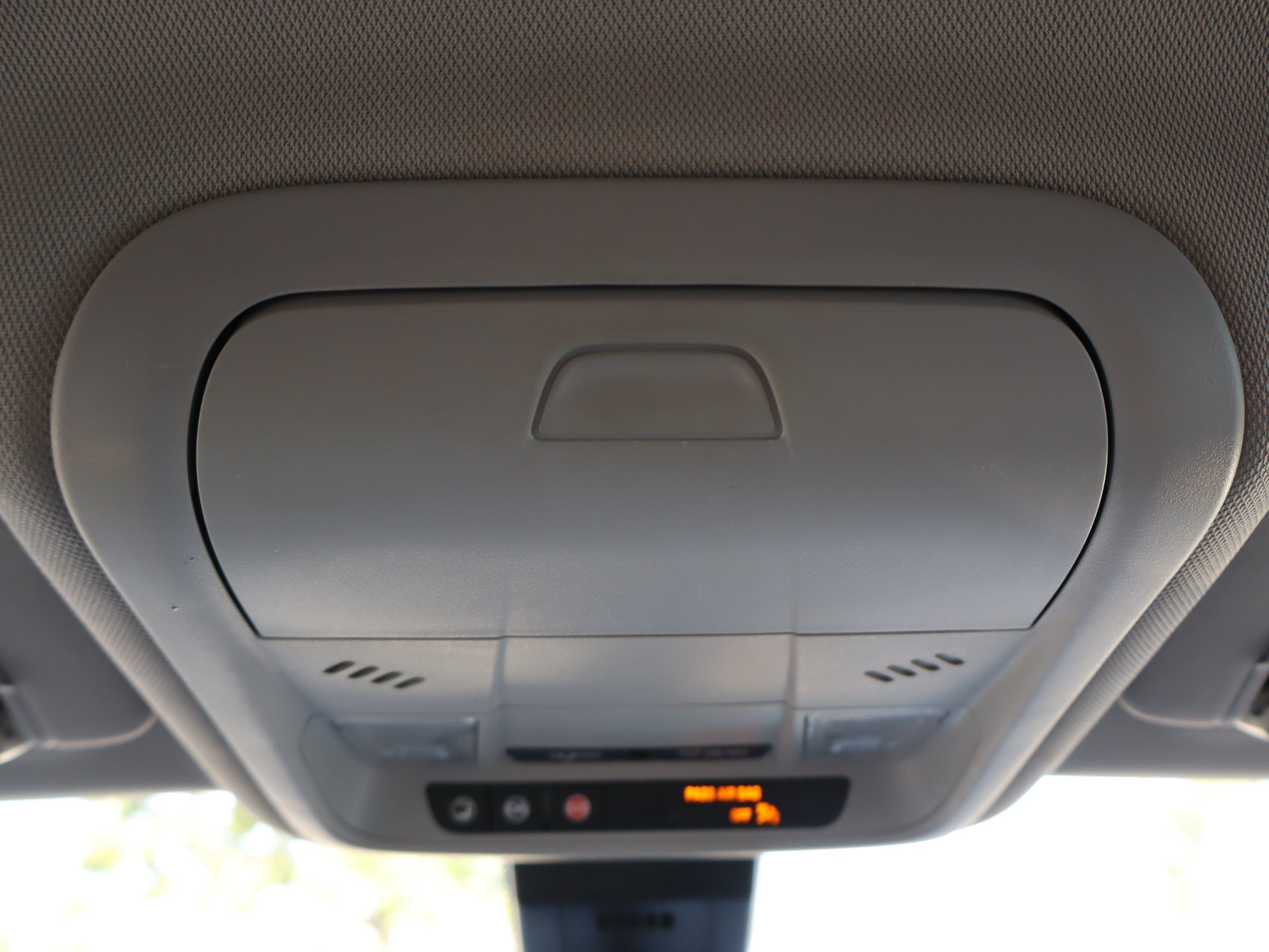 Used 2020 Chevrolet Equinox LT FWD image 29