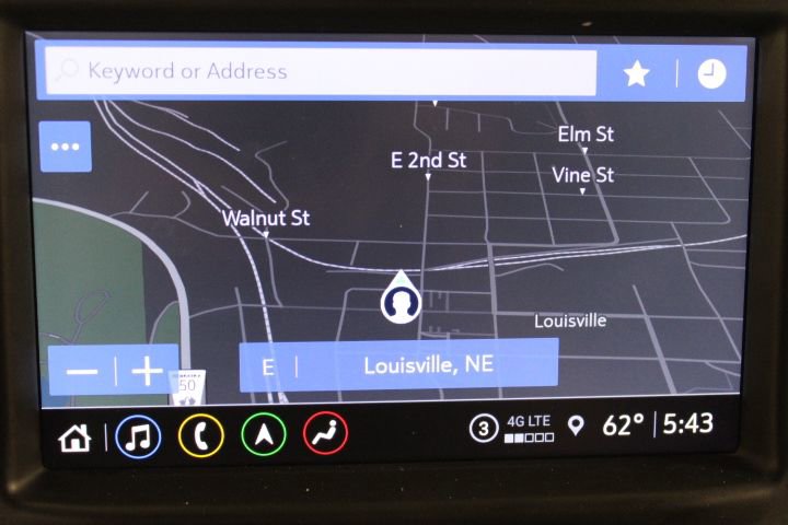 Certified 2022 GMC Sierra 3500 Denali image 3