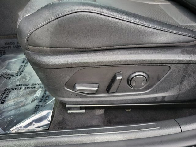 Certified 2023 Hyundai Elantra Limited FWD image 15