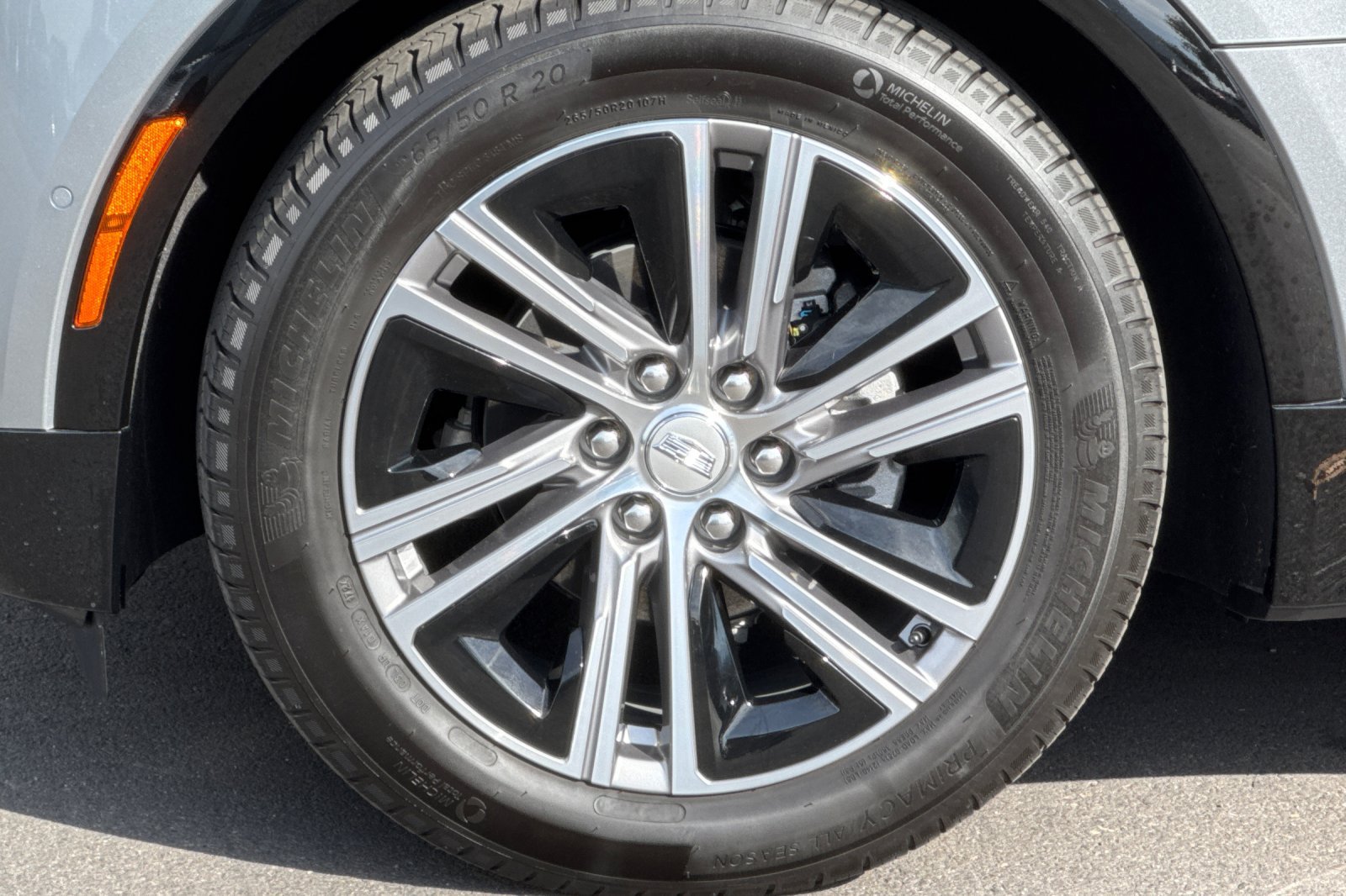 Used 2024 Cadillac Lyriq Luxury RWD image 44