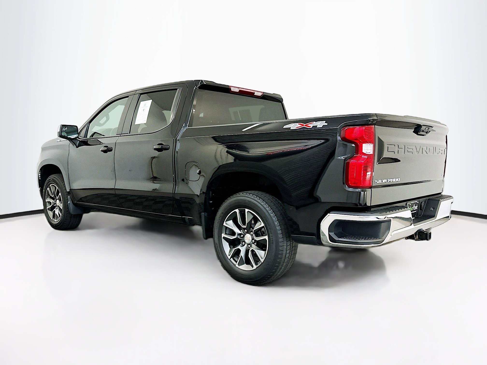 Used 2023 Chevrolet Silverado 1500 LT image 5