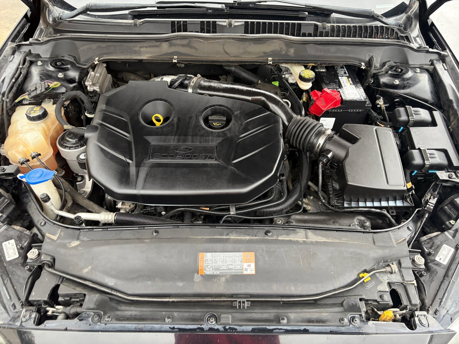 Used 2016 Ford Fusion SE AWD/4WD image 33