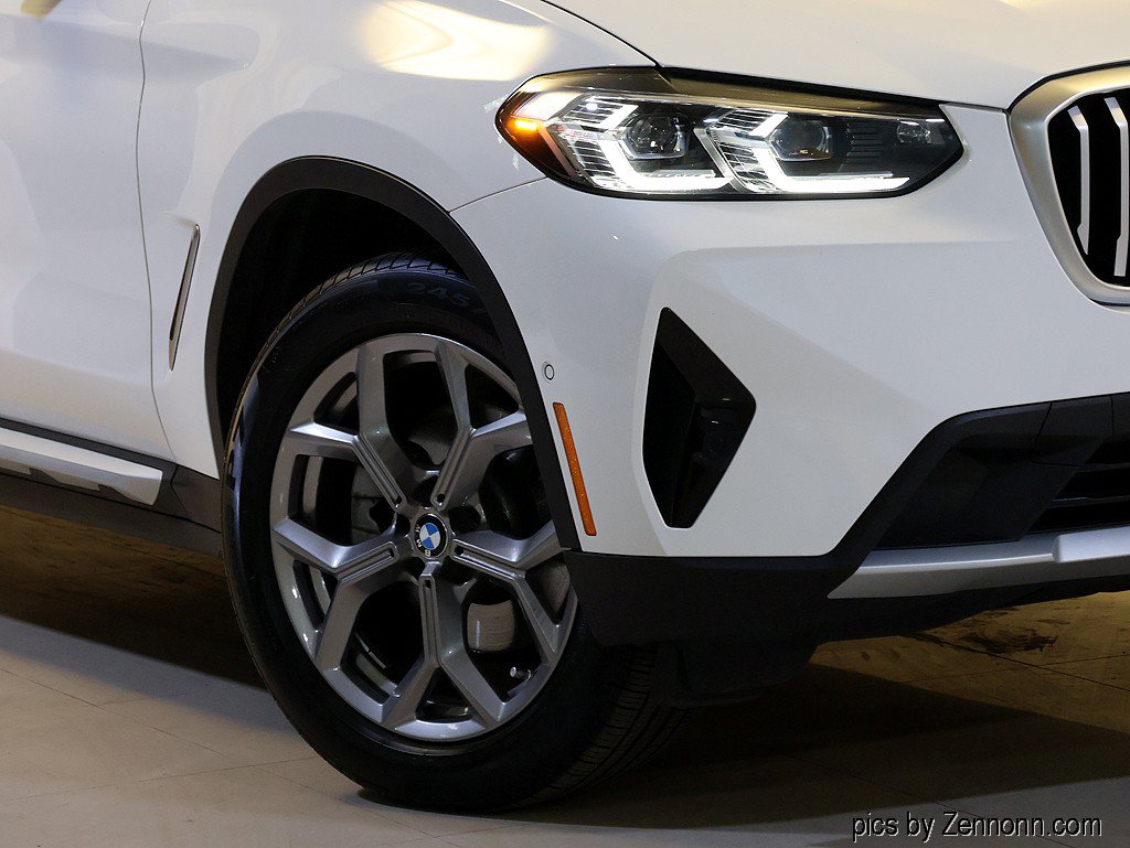Used 2024 BMW X3 xDrive30i w/ Premium Package w/ZPA AWD/4WD image 3
