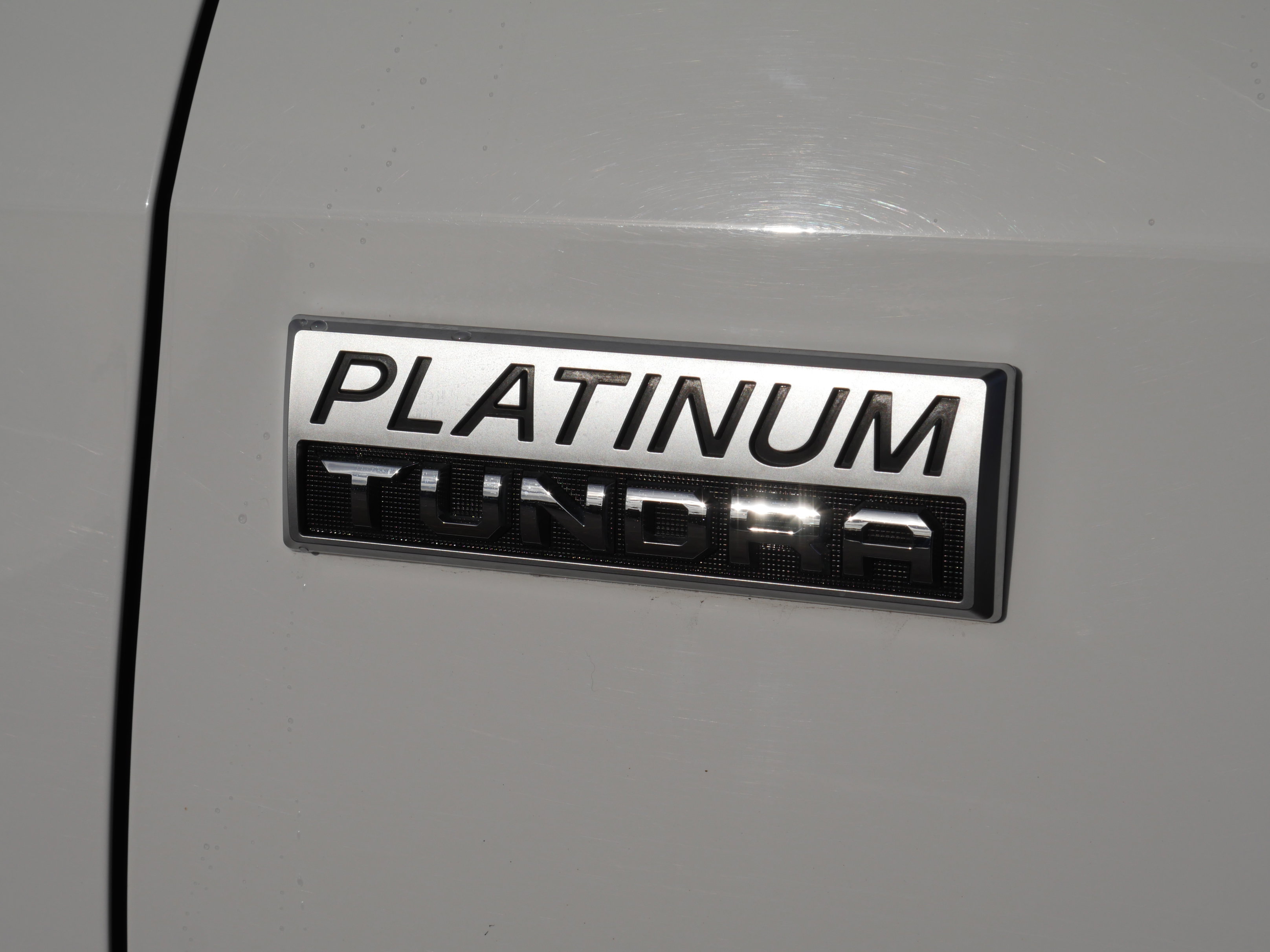 Used 2015 Toyota Tundra Platinum image 17