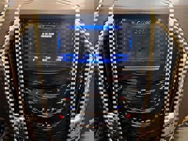 Used 2015 Cadillac SRX Performance w/ Driver Awareness Package image 26