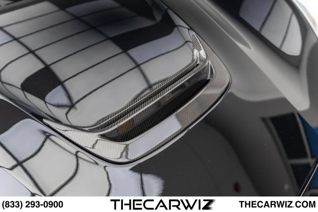 Used 2014 Ferrari F12 Berlinetta RWD image 7