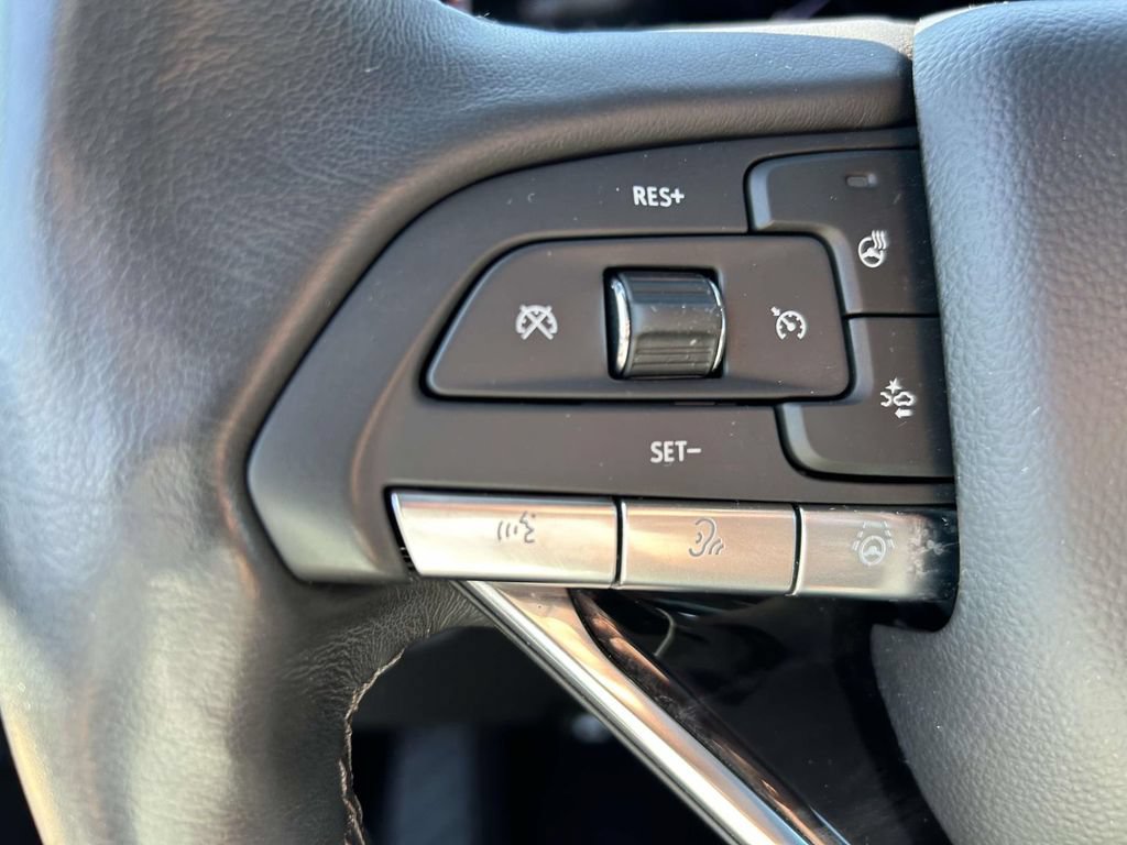Certified 2023 Cadillac Escalade Sport w/ Touring Package AWD/4WD image 25