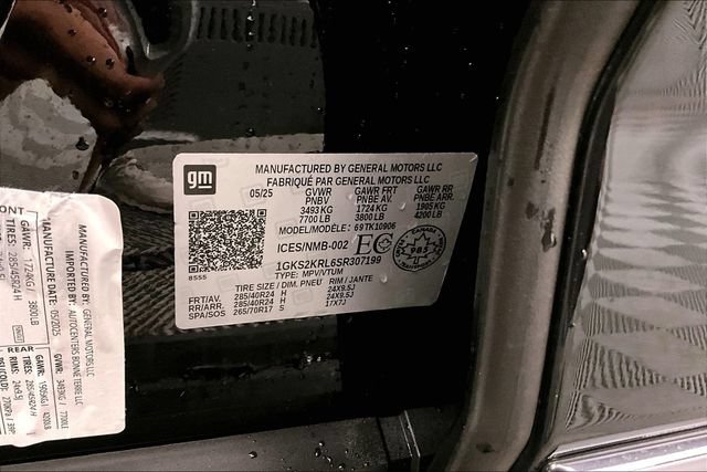 Used 2025 GMC Yukon XL Denali Ultimate AWD/4WD image 42