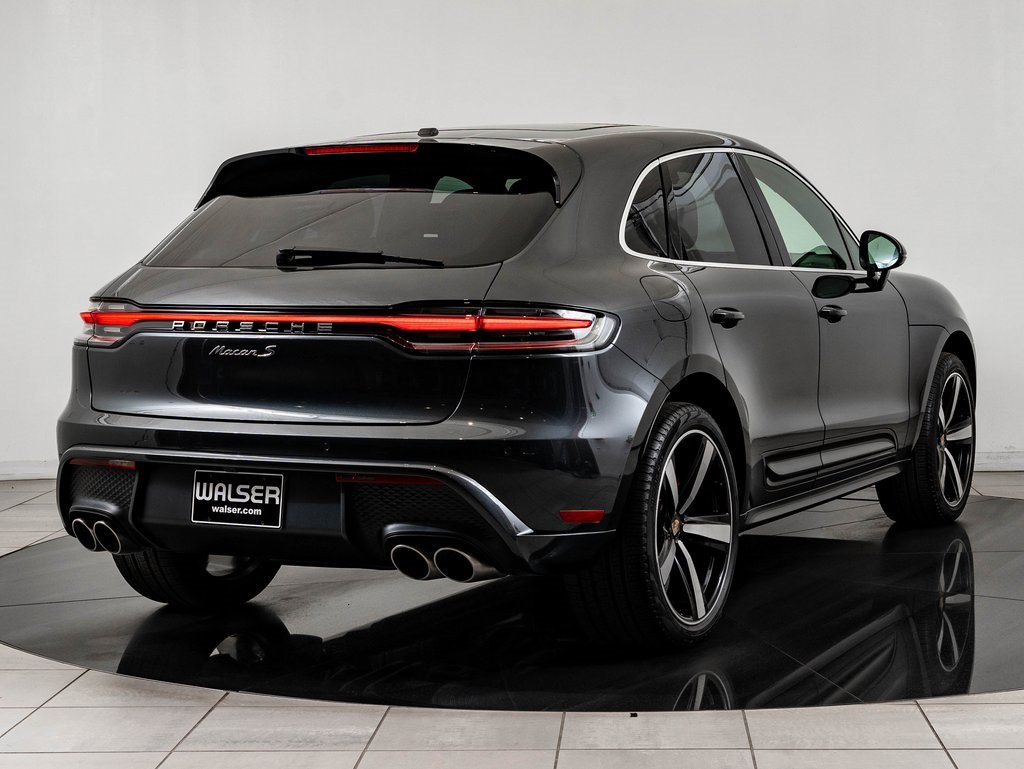 Certified 2024 Porsche Macan S image 8