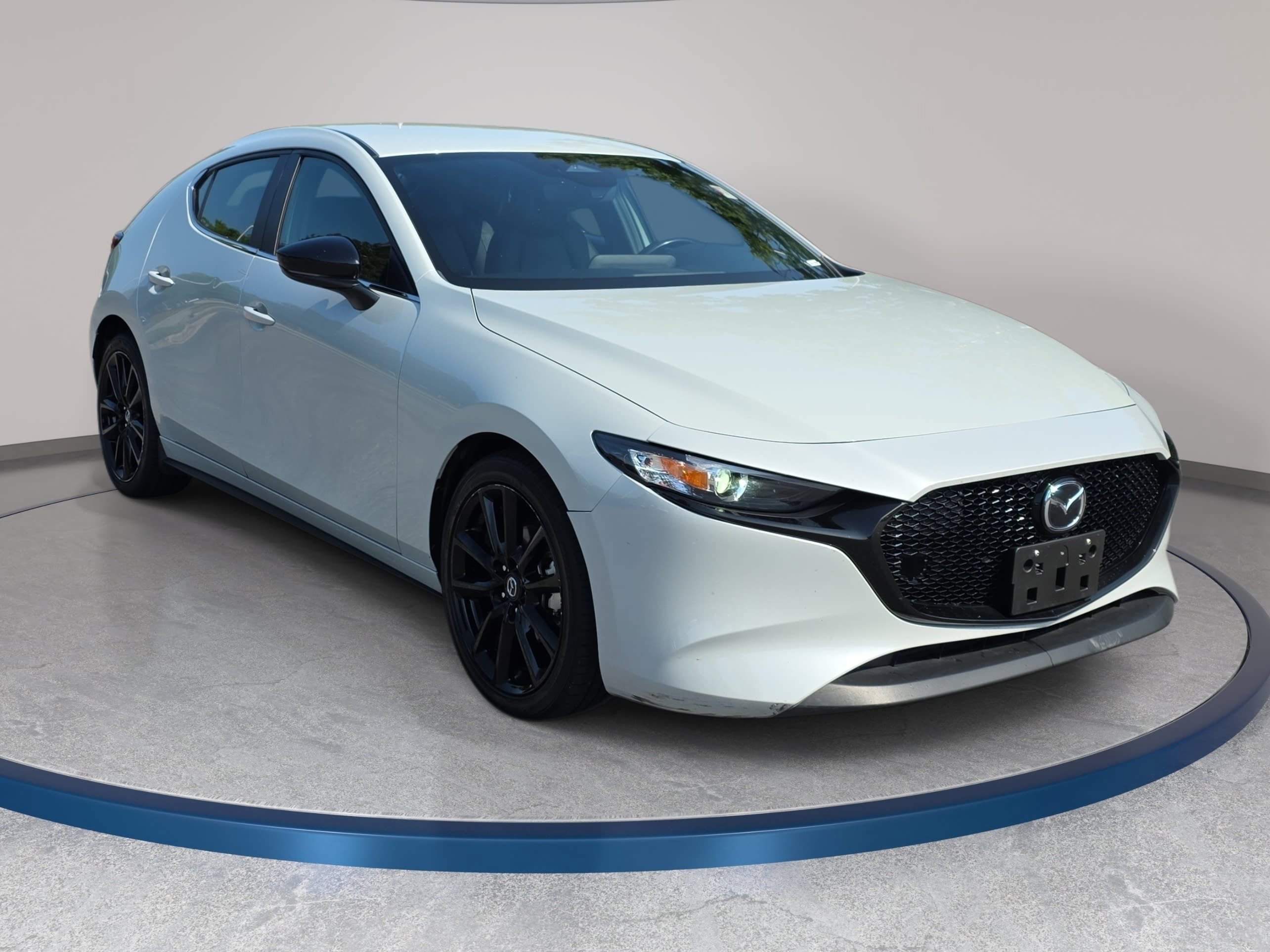 Used 2024 MAZDA MAZDA3 s FWD image 3