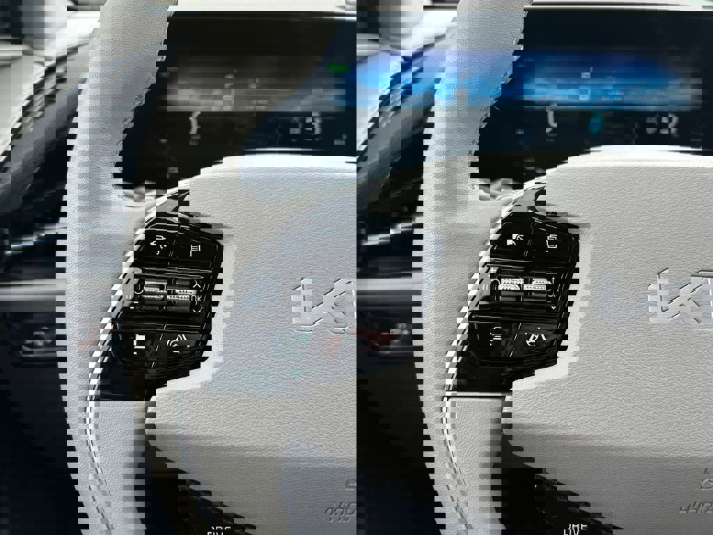 Used 2023 Kia Niro Wind w/ Wind Preserve Package FWD image 17