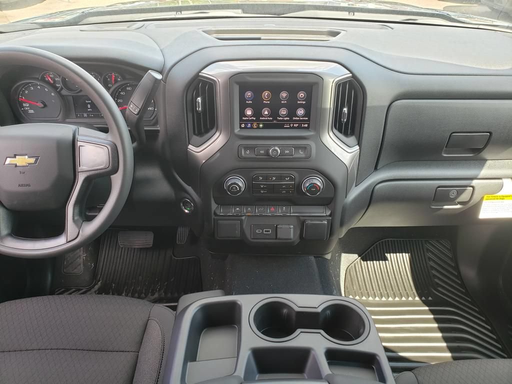 New 2026 Chevrolet Silverado 1500 Custom w/ LPO, Dark Essentials Package AWD/4WD image 17