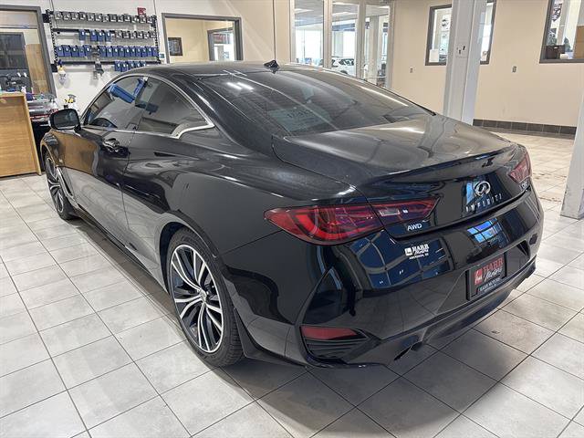 Used 2017 INFINITI Q60 3.0t AWD/4WD image 2
