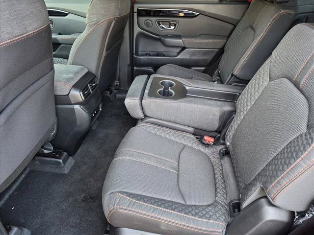 New 2026 Honda Pilot Sport image 16