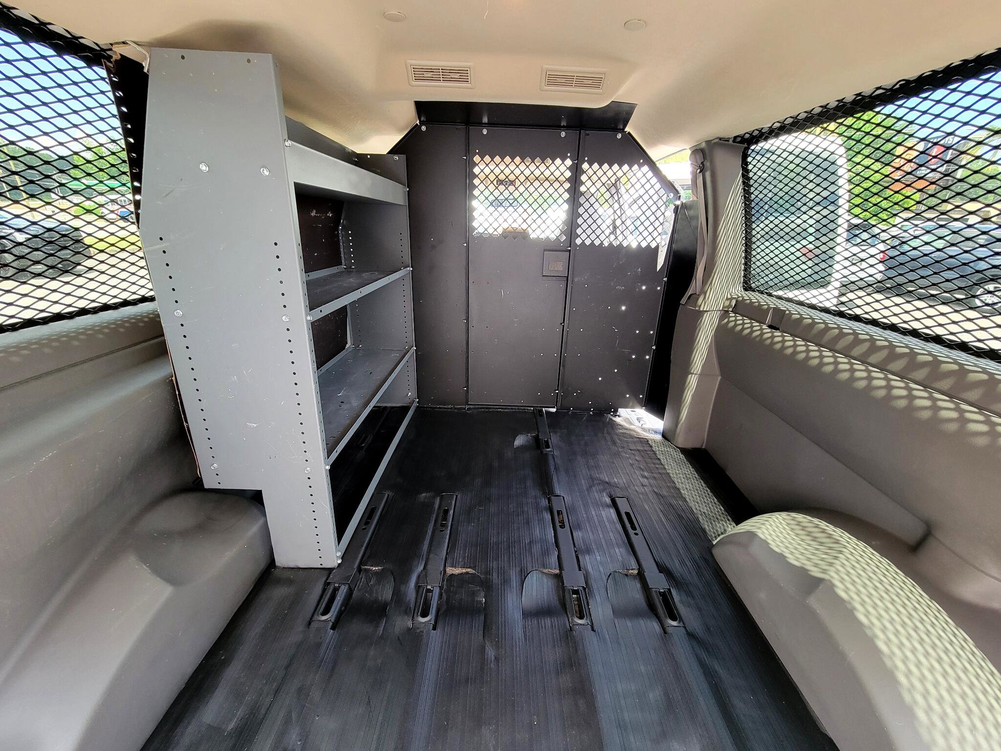 Used 2023 Chevrolet Express 3500 LS image 29