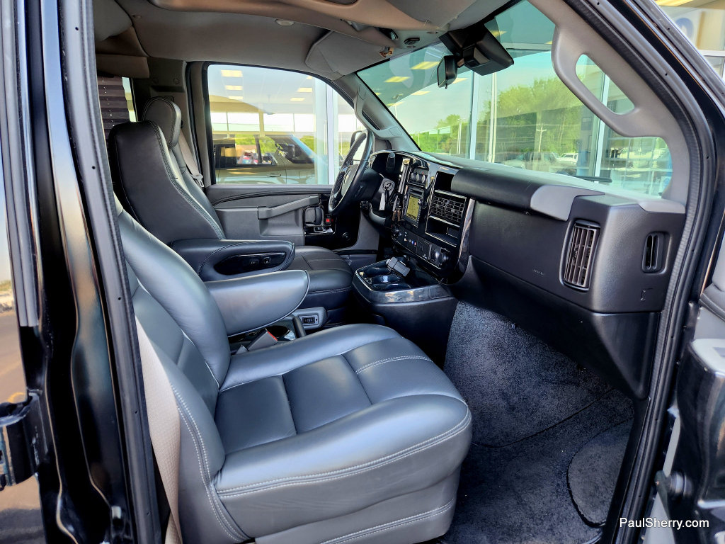 Used 2019 Chevrolet Express 2500 w/ Enhanced Convenience Package RWD image 48