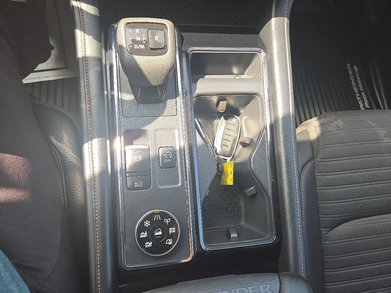 Used 2025 Nissan Pathfinder Rock Creek AWD/4WD image 25