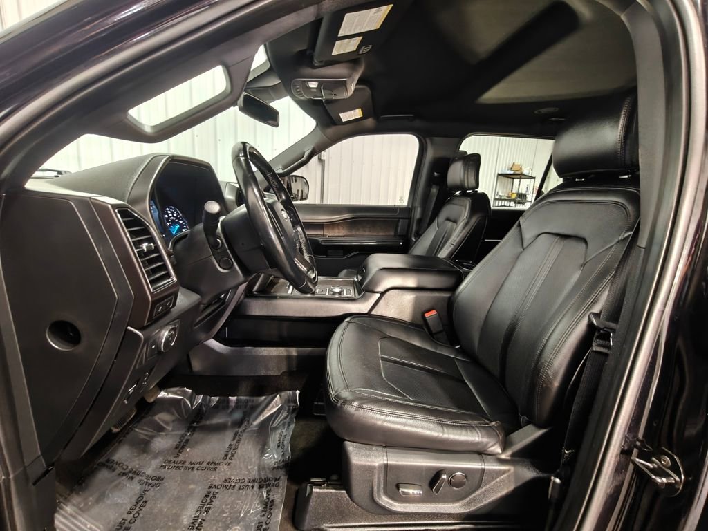 Used 2020 Ford Expedition Limited image 30